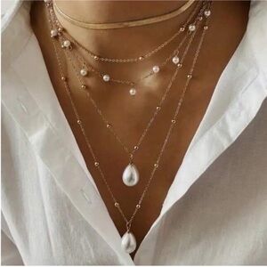 New! Zara Pearl Gold Stack Necklace Set (1049) NWOT